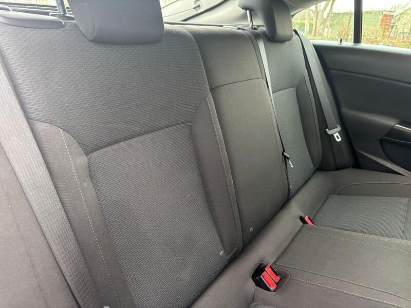 2016 Vauxhall Insignia - exterior