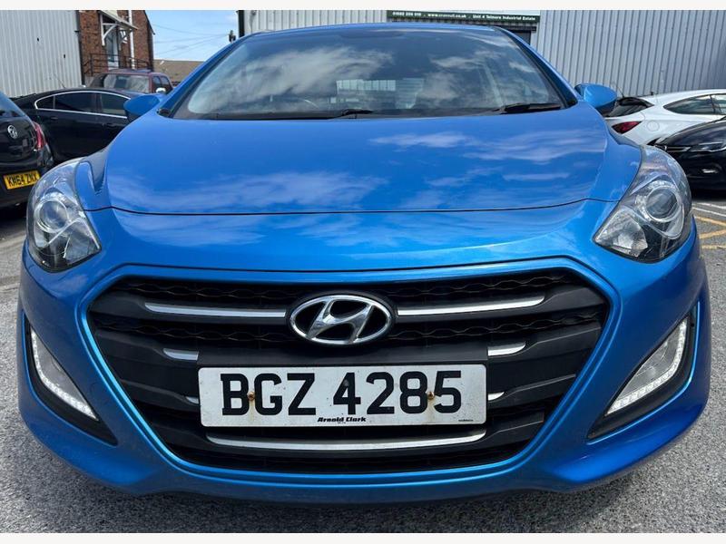 i30