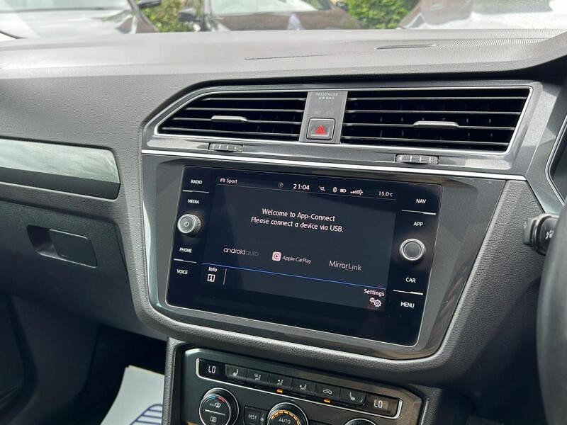 WHITE 2018 Volkswagen Tiguan - AutoTrader Import