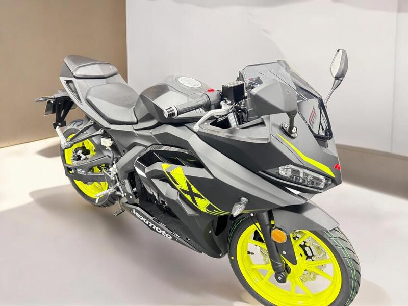 2026 Lexmoto LXS 125 - AutoTrader Import