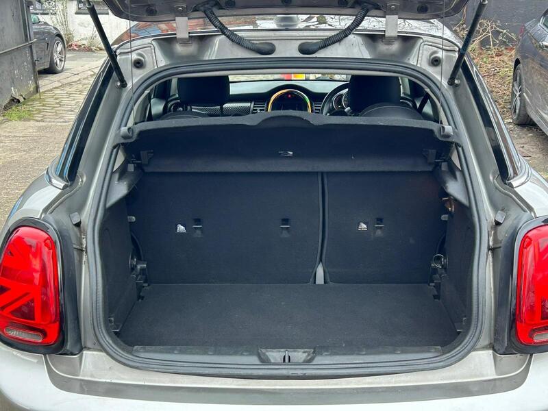 2019 MINI Hatch - AutoTrader Import