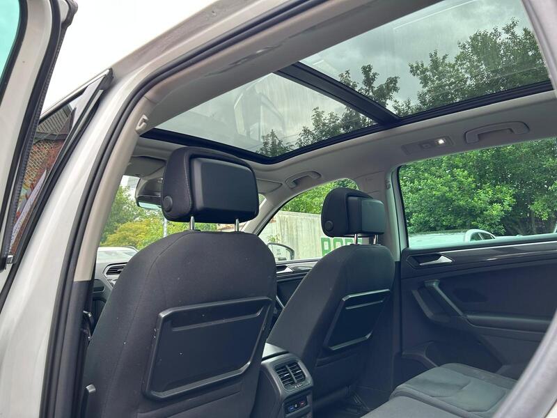 WHITE 2018 Volkswagen Tiguan - AutoTrader Import