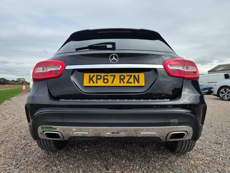 Mercedes-Benz GLA 2.1 GLA200d AMG Line Euro 6 (s/s) 5dr 2017 — view 12