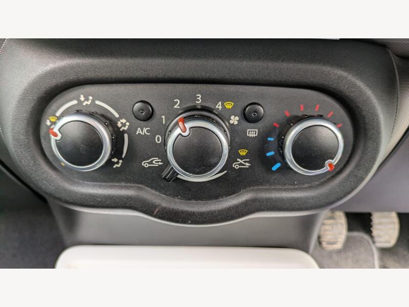2015 Renault Twingo - AutoTrader Import