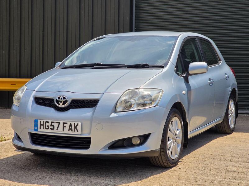 2007 Toyota Auris 1.6 T Spirit Multimode 5dr interior or exterior view