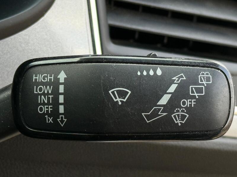 White 2017 SEAT Leon - AutoTrader Import