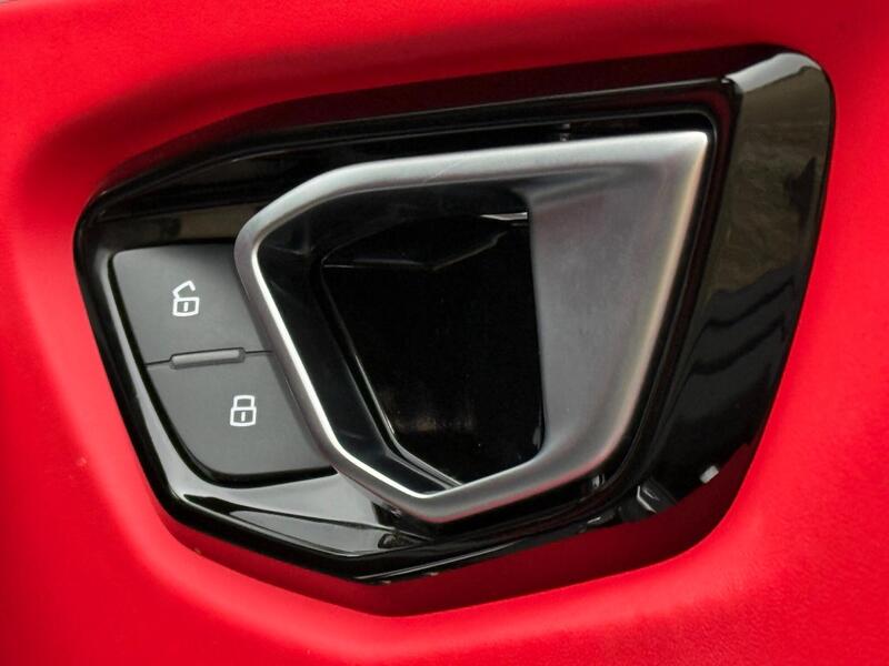 2021 Lamborghini Urus - AutoTrader Import