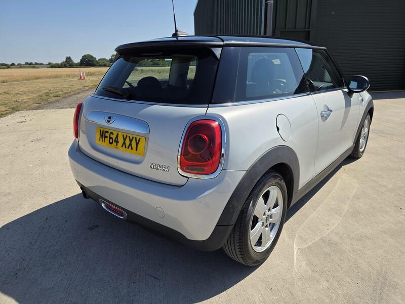 MINI Hatch 1.5 Cooper Euro 6 (s/s) 3dr 2014 — view 10