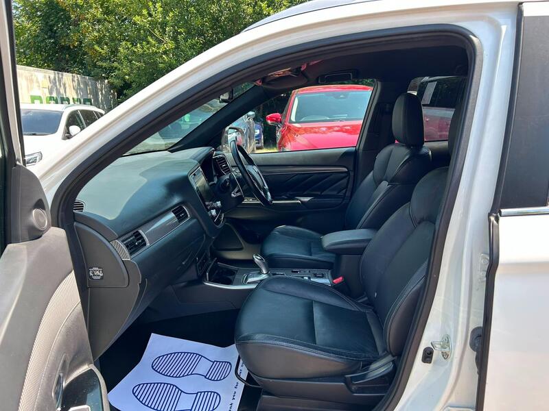 2021 Mitsubishi Outlander - AutoTrader Import