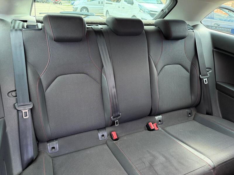 White 2017 SEAT Leon - AutoTrader Import