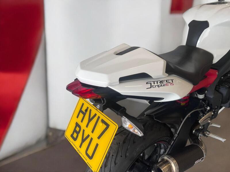 2017 Triumph Street Triple 675 - AutoTrader Import
