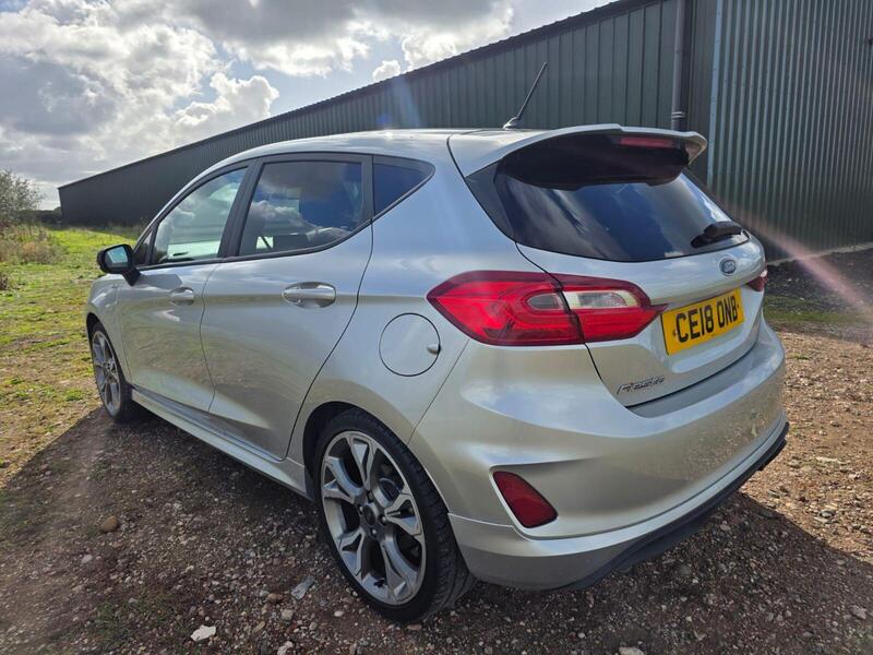 Ford Fiesta 1.0T EcoBoost ST-Line X Euro 6 (s/s) 5dr 2018 — view 2