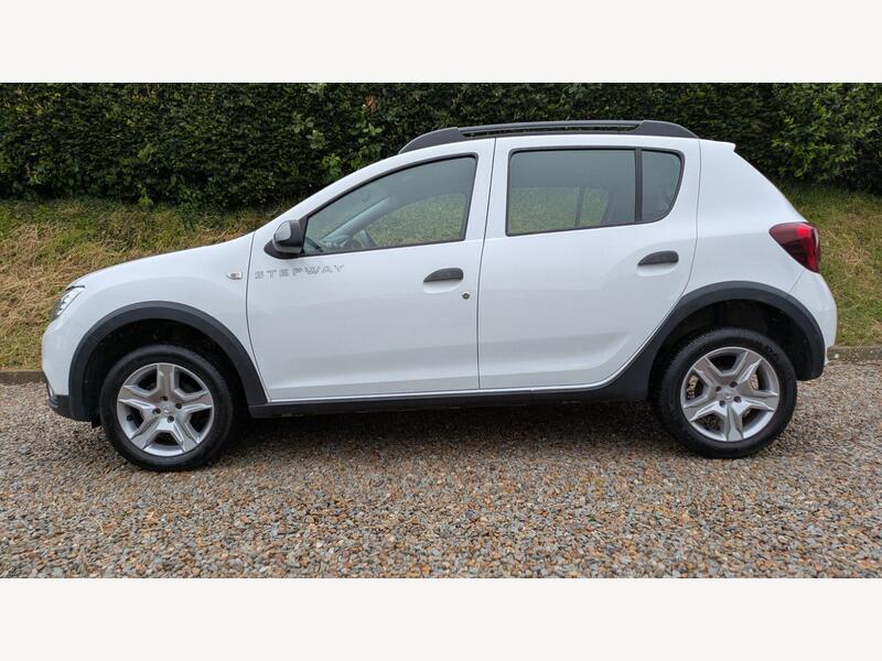 2017 Dacia Sandero Stepway - AutoTrader Import