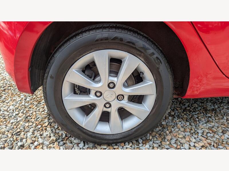 2013 Hyundai i20 - AutoTrader Import