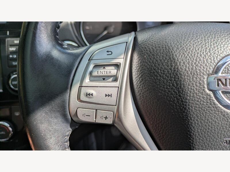 2017 Nissan Qashqai - AutoTrader Import
