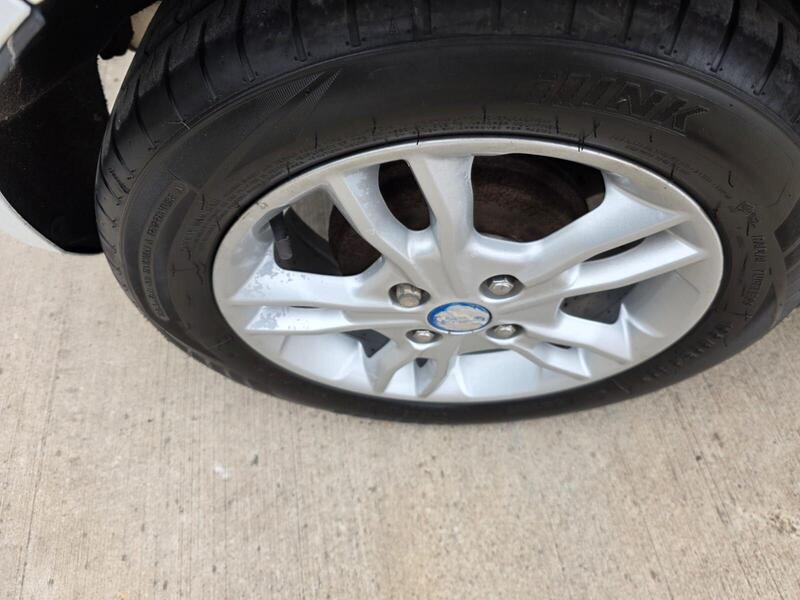 Ford Fiesta 1.0T EcoBoost Zetec Euro 5 (s/s) 3dr 2015 — view 21