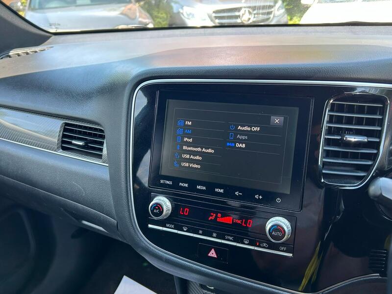 2021 Mitsubishi Outlander - AutoTrader Import