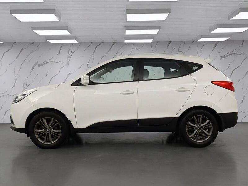 White 2013 Hyundai ix35 - AutoTrader Import