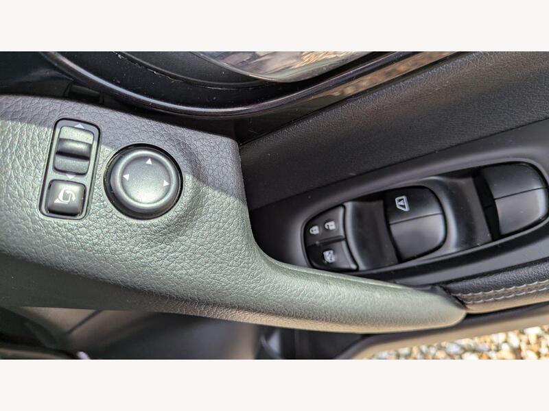 2017 Nissan Qashqai - AutoTrader Import