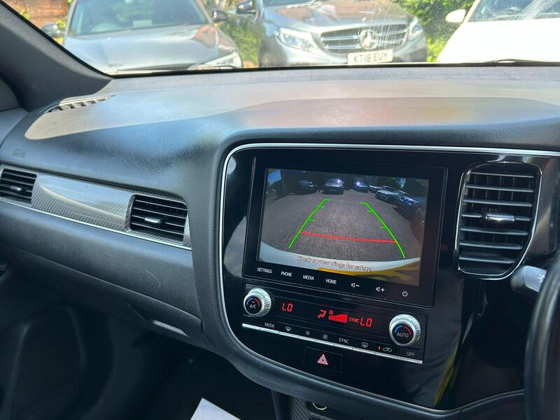 2021 Mitsubishi Outlander - AutoTrader Import