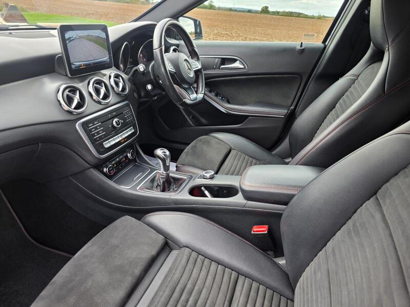 Mercedes-Benz GLA 2.1 GLA200d AMG Line Euro 6 (s/s) 5dr 2017 — view 32