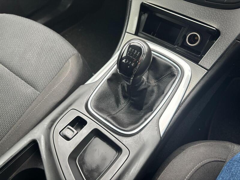 2016 Vauxhall Insignia - exterior