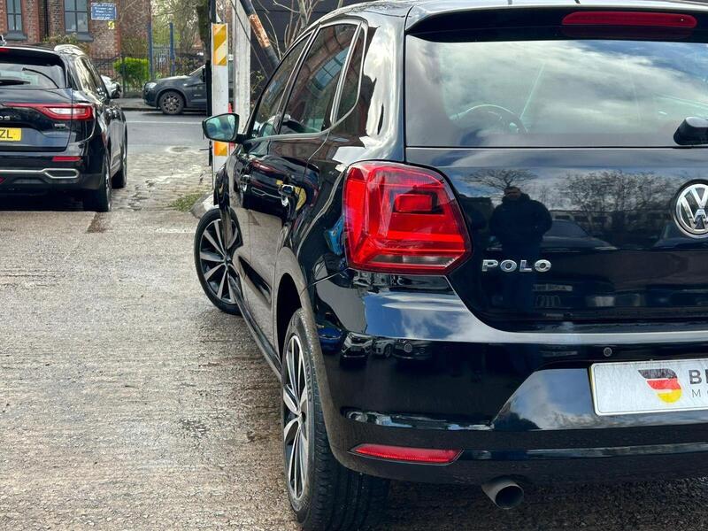 2016 Volkswagen Polo - AutoTrader Import