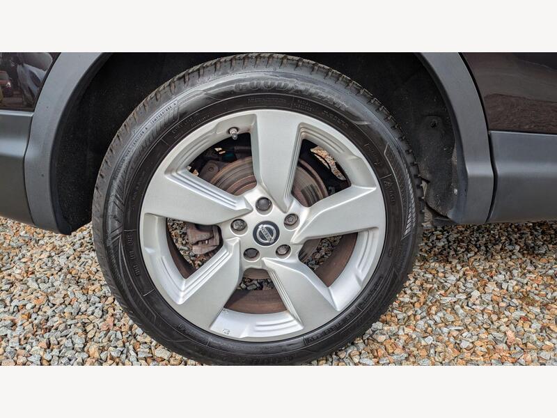 2017 Nissan Qashqai - AutoTrader Import