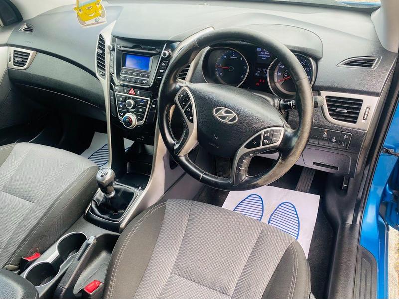 i30