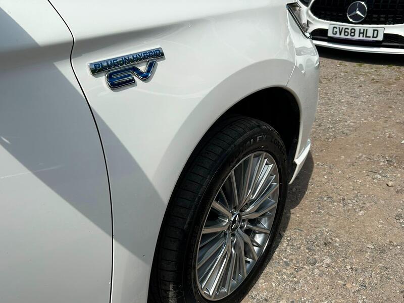 2021 Mitsubishi Outlander - AutoTrader Import