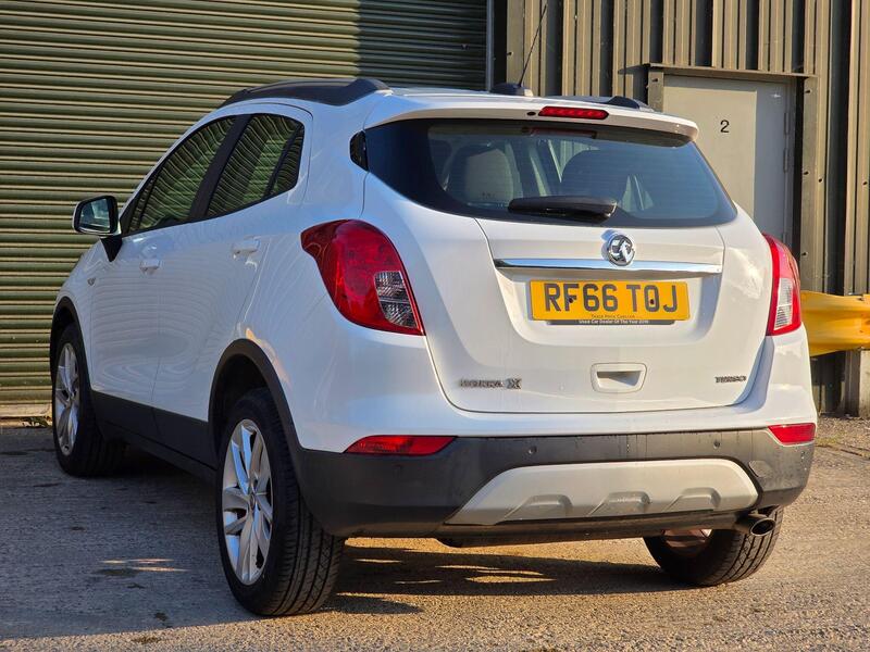 2016 Vauxhall Mokka X 1.4i Turbo Active Euro 6 (s/s) 5dr interior or exterior view