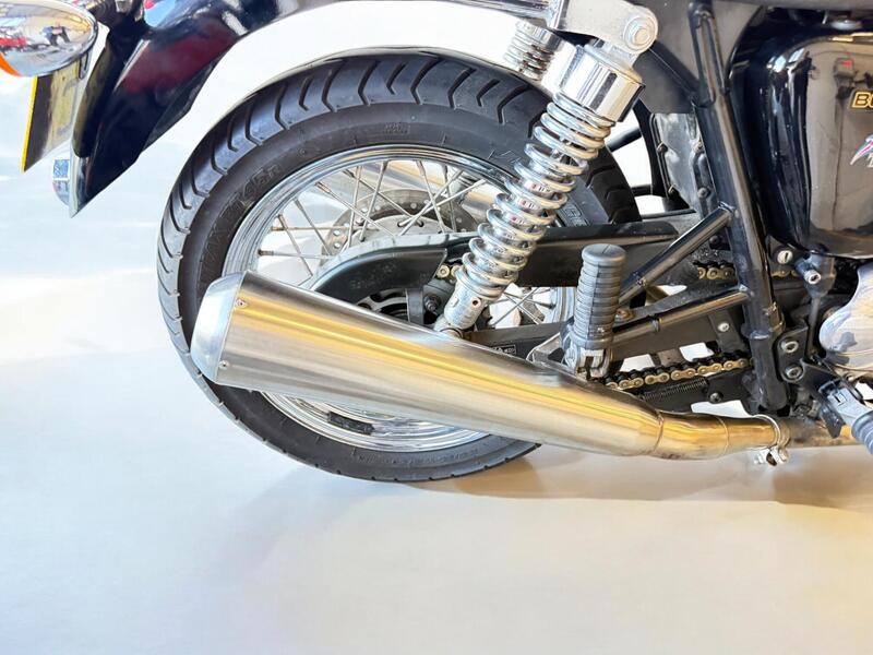 2002 Triumph Bonneville 790 - AutoTrader Import