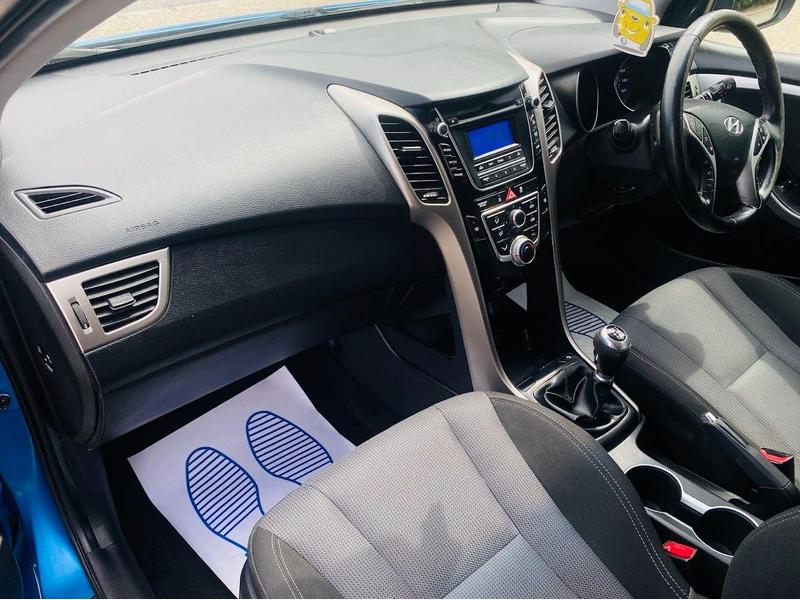 i30