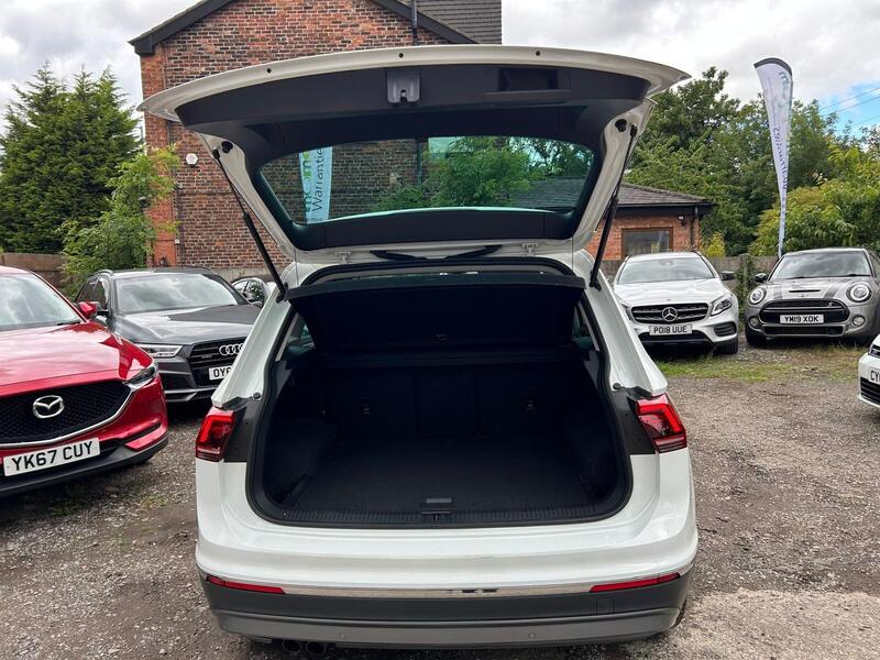 WHITE 2018 Volkswagen Tiguan - AutoTrader Import