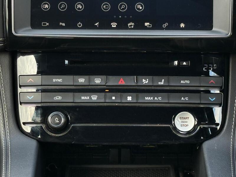 2018 Jaguar F-PACE - AutoTrader Import