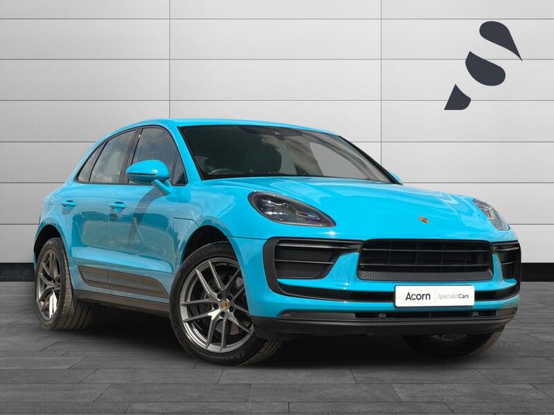 Porsche Macan Image