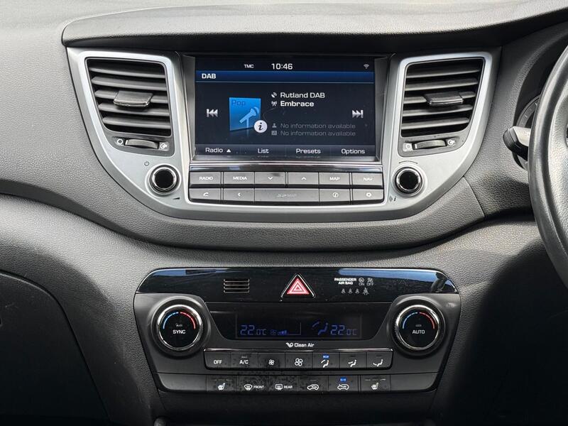 2015 Hyundai TUCSON - AutoTrader Import