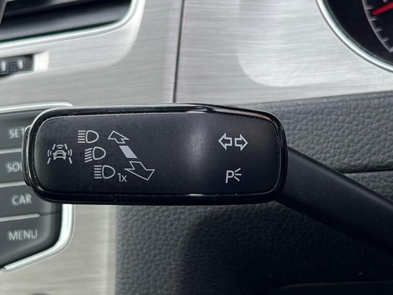 2015 Volkswagen Golf - AutoTrader Import