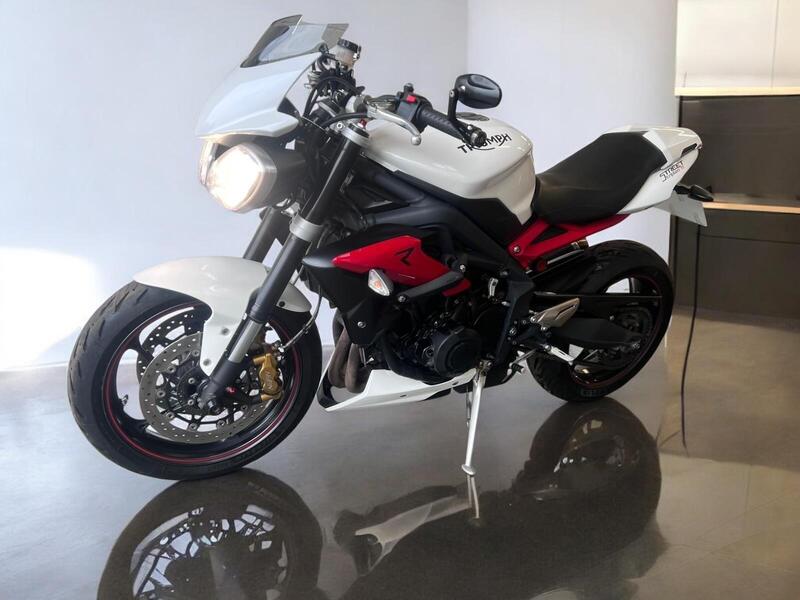 2017 Triumph Street Triple 675 - AutoTrader Import