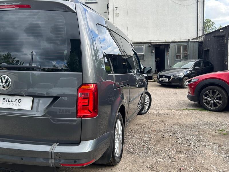 2020 Volkswagen Caddy Maxi Life - AutoTrader Import