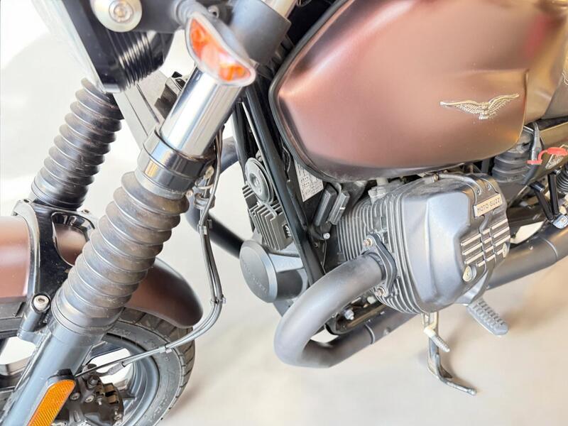 2020 Moto Guzzi V7 - AutoTrader Import