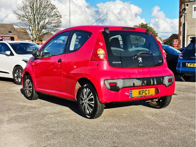 RED 2010 Peugeot 107 - AutoTrader Import