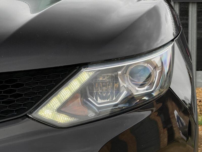 2014 Nissan Qashqai - AutoTrader Import