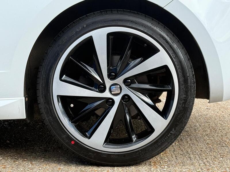 White 2017 SEAT Leon - AutoTrader Import