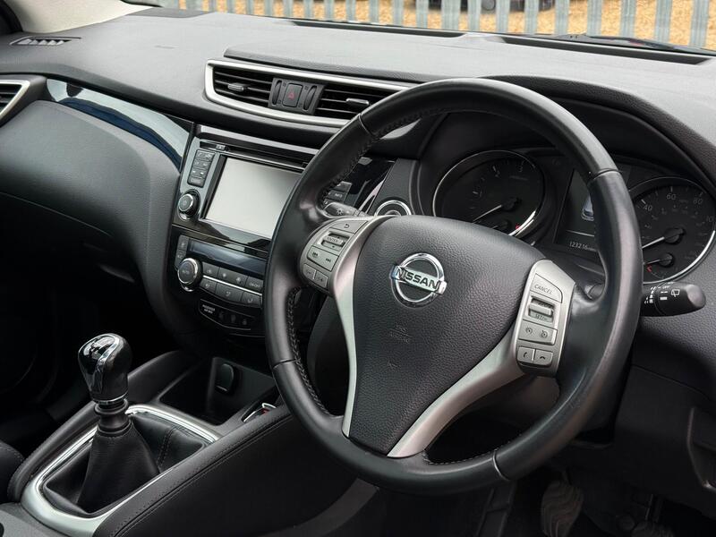 2014 Nissan Qashqai - AutoTrader Import