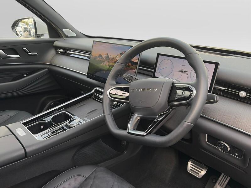 Chery Tiggo 9 1.5T 34.46kWh Summit DHT3 4WD Euro 6 (s/s) 5dr — photo 11