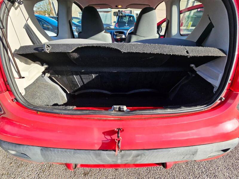 RED 2010 Peugeot 107 - AutoTrader Import