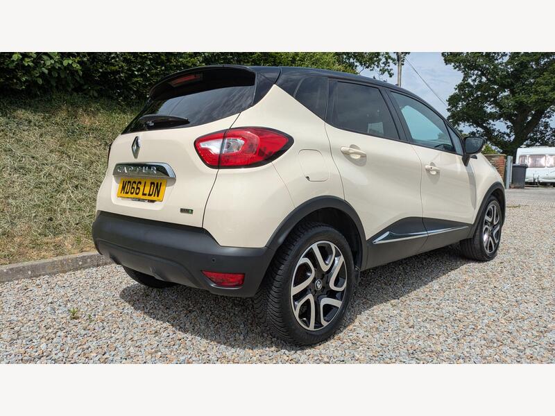2016 Renault Captur - AutoTrader Import