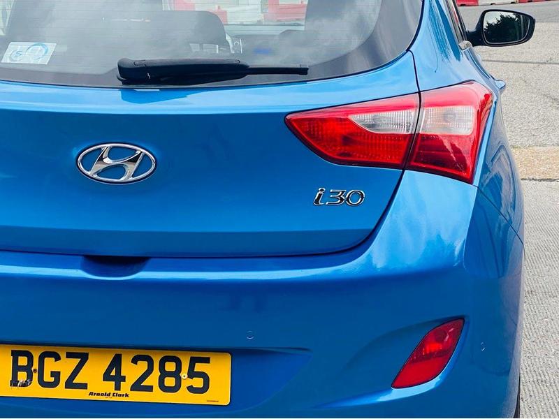 i30