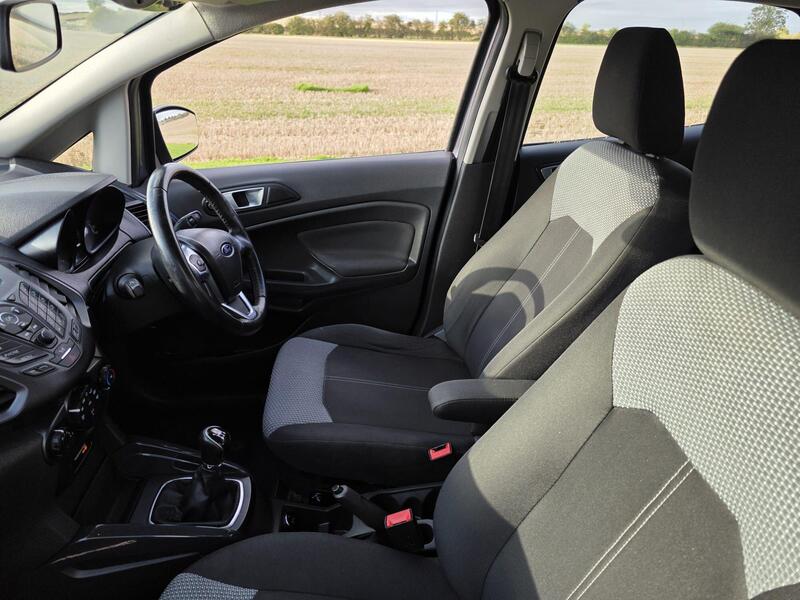 Ford EcoSport 1.0T EcoBoost Zetec 2WD Euro 6 (s/s) 5dr 2015 — view 24
